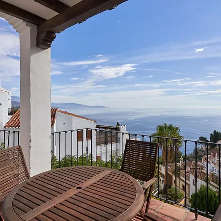 Punta De La Mona